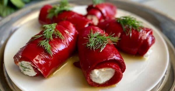 Labneli Biber Sarma