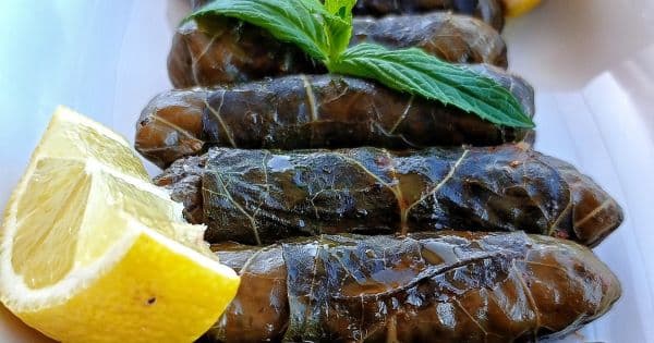 Zeytinyağlı Kara Lahana Sarması