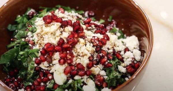 Tulum Peynirli Roka Salatası