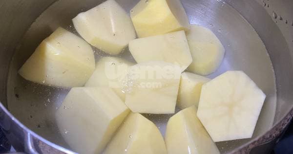 Peynirli Patates Köftesi