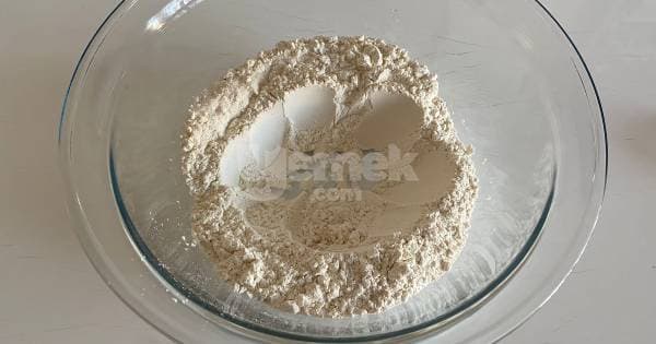 Sucuklu Poğaça
