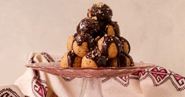 Kolay Elmalı Profiterol