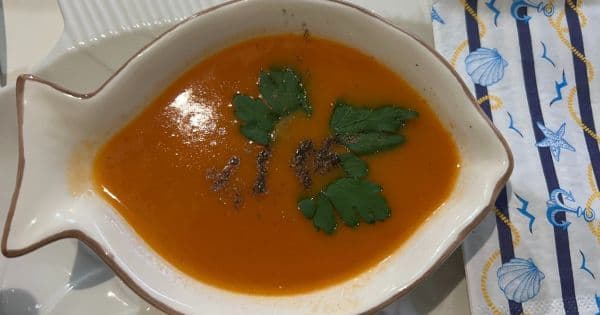 Et Sulu Domates Çorbası