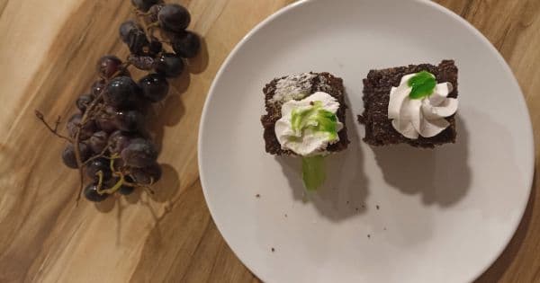 Pastane Usulü Brownie