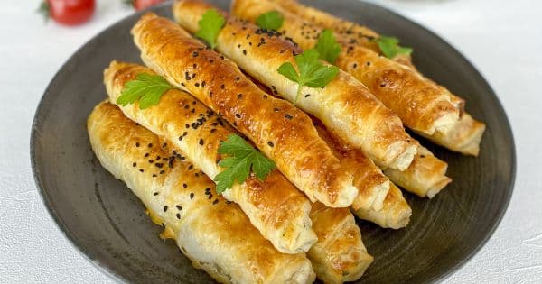 Unlu Sirkeli Börek