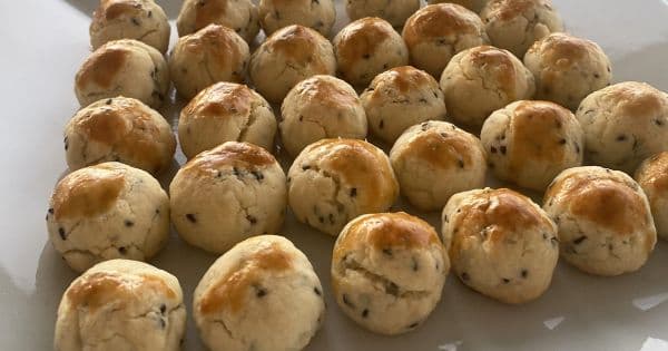 Çörek Otlu Tuzlu Kurabiye