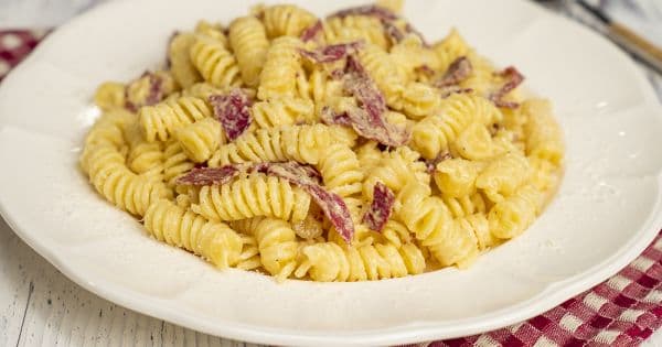 Pastırmalı Makarna