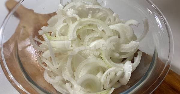 Bezirgan Salatası