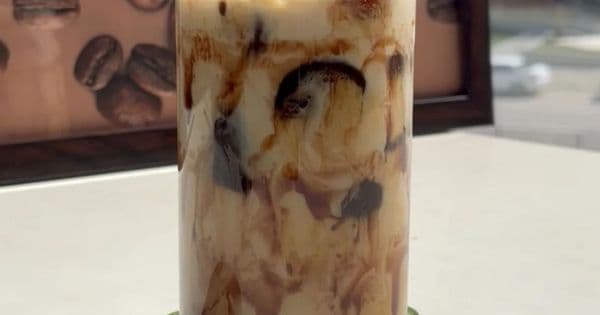 Çikolata Soslu Kahve