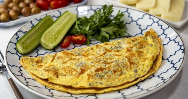 Chia Tohumlu Peynirli Omlet