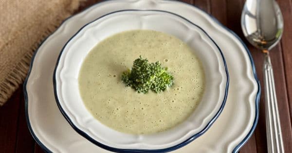 Sütlü Brokoli Çorbası