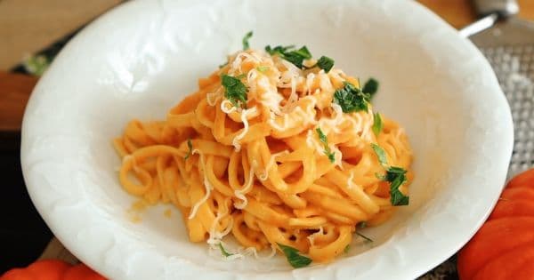 Balkabağı Soslu Makarna