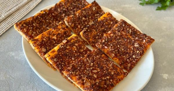Soğanlı Biberli Ekmek