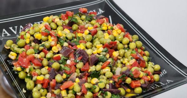 Mısırlı Bezelye Salatası