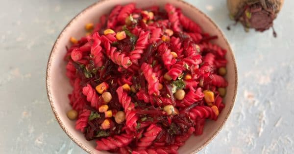 Pancarlı Makarna Salatası
