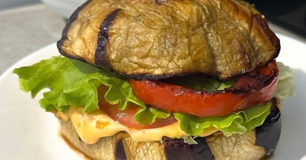 Ekmeksiz Patlıcan Burger