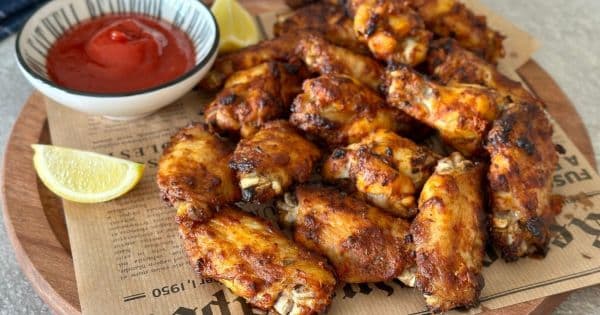 Soslu Tavuk Kanatları