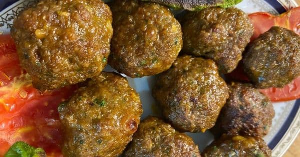 Mangal Tadında Köfte