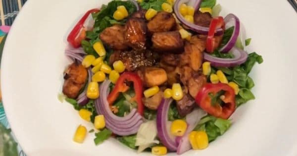 Somonlu Roka Salatası