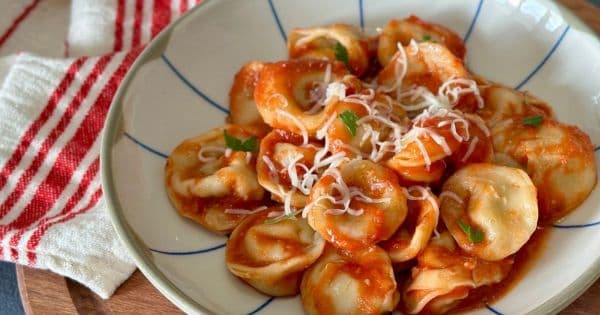 Domates Soslu Tortellini
