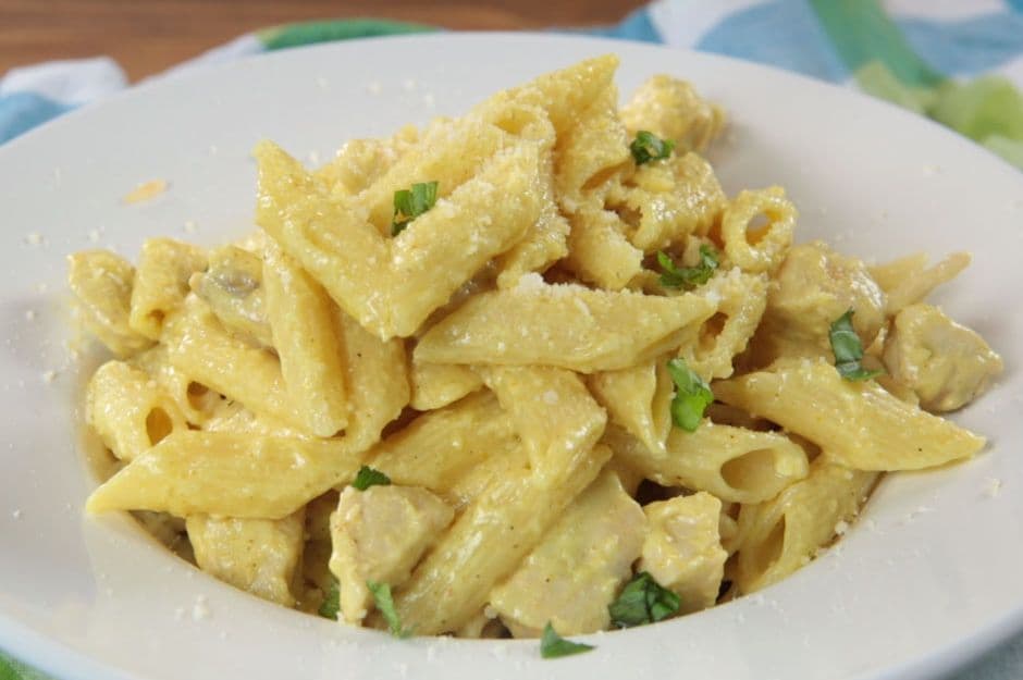Kremalı Körili Tavuklu Makarna