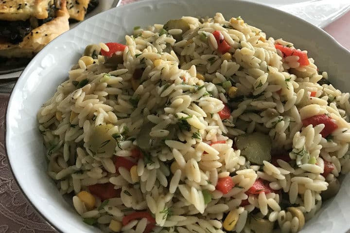 Arpa Şehriye Salatası
