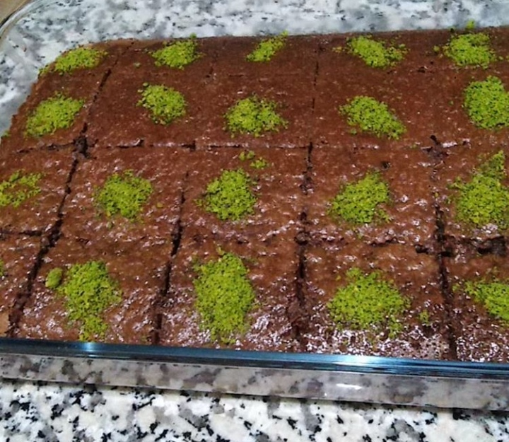Soslu Islak Kek