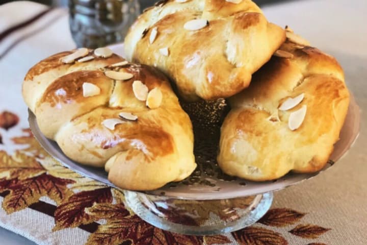 Paskalya Çöreği