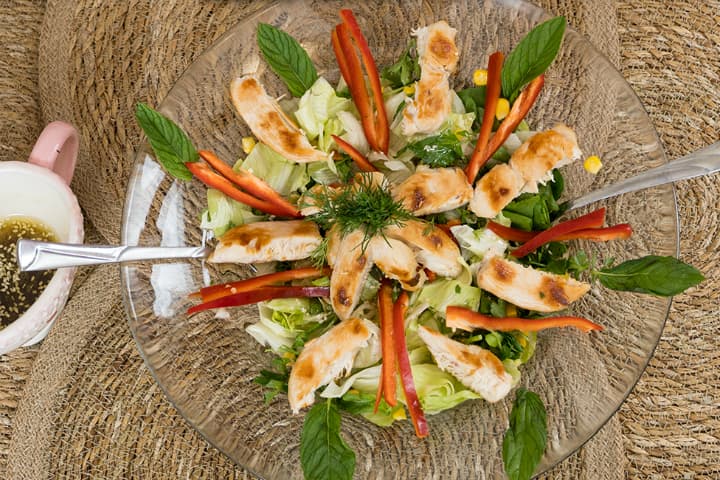 Tavuklu Salata