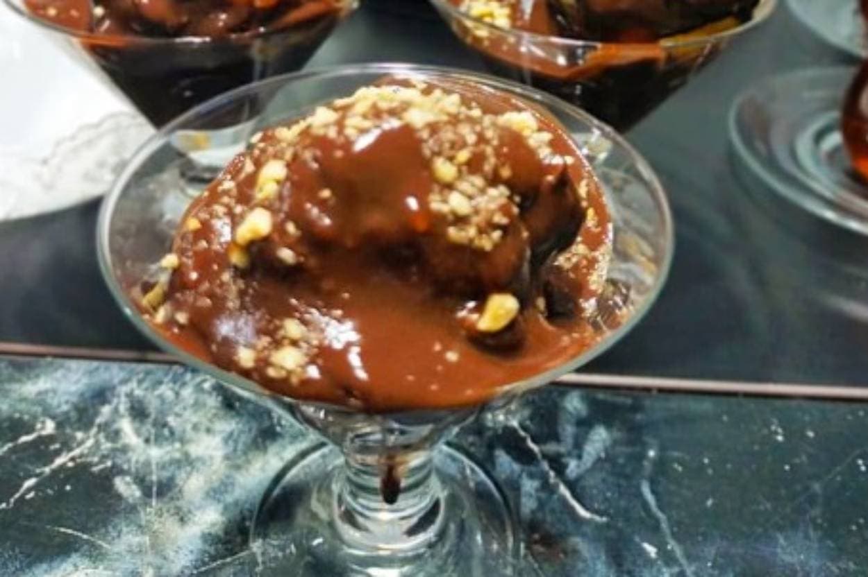 Çikolatalı Profiterol