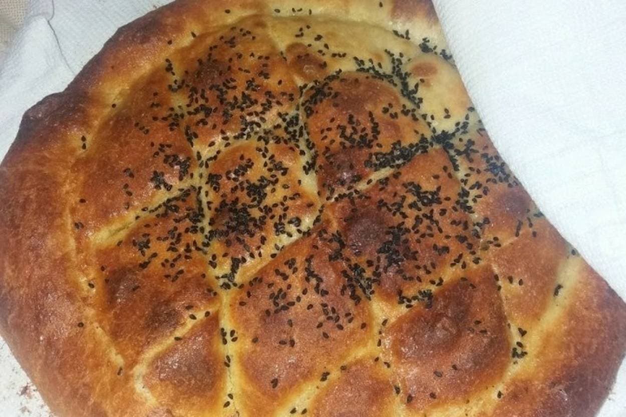 Ev Yapımı Ramazan Pidesi