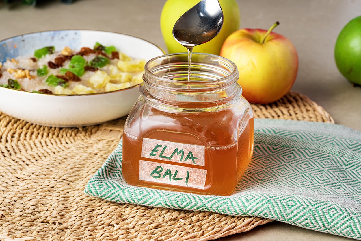 Elma Balı