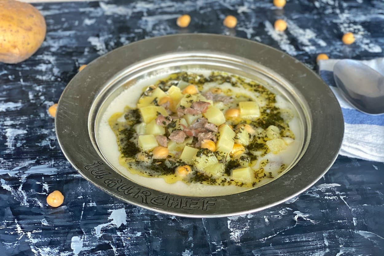 Yoğurtlu Patates Yemeği