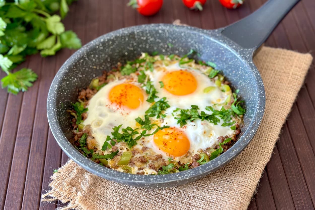 Kıymalı Yumurta