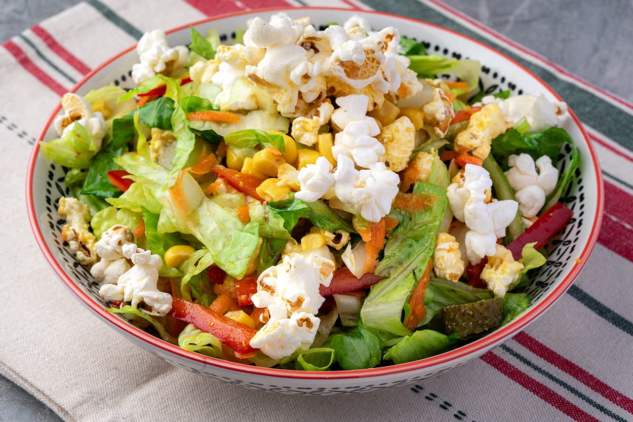 Patlamış Mısırlı Salata