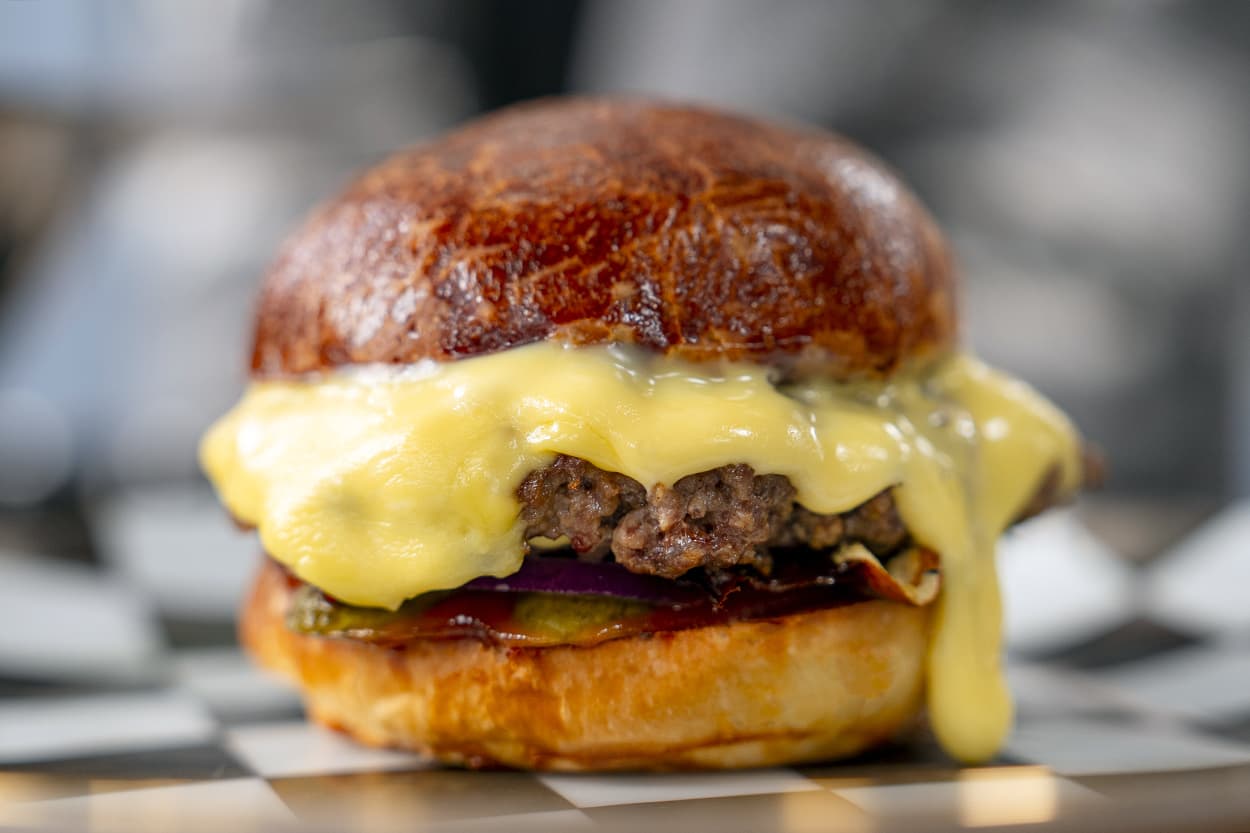 Ev Yapımı Cheeseburger