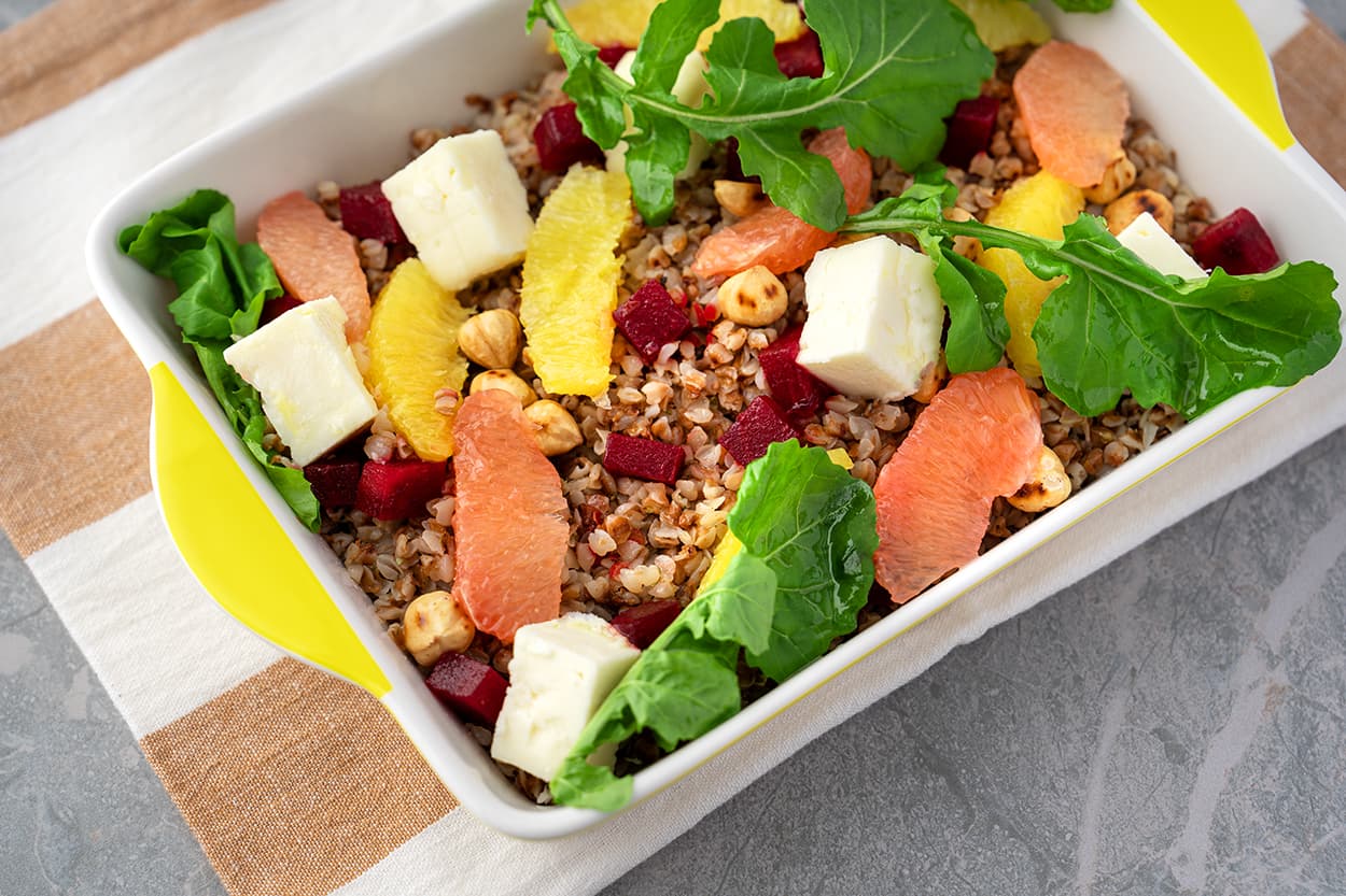 Karabuğdaylı Salata