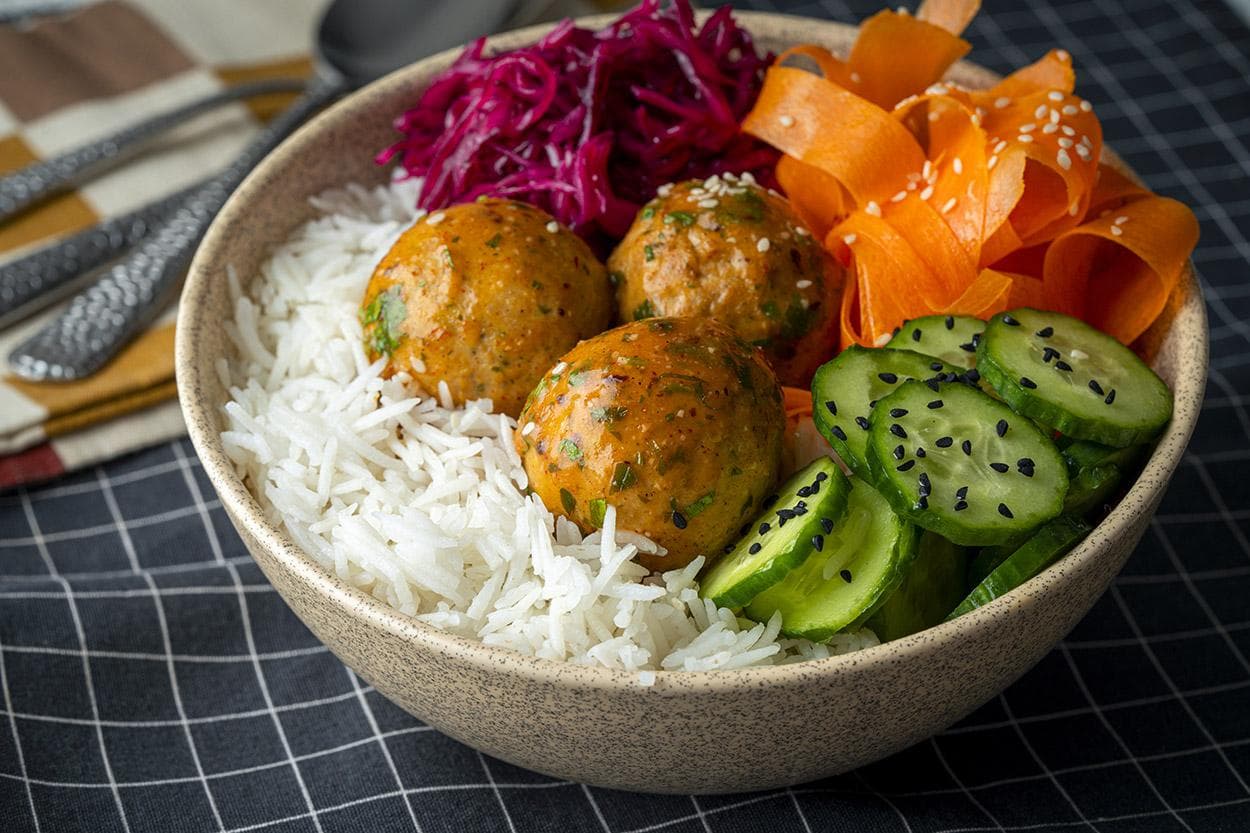 Tavuk Köfte Bowl