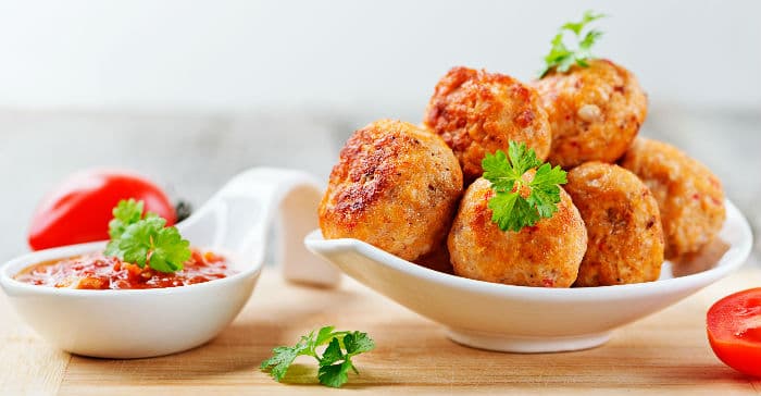 Bayat Ekmek Köftesi