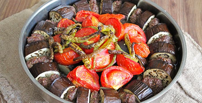 Patlıcanlı Tepsi Kebabı