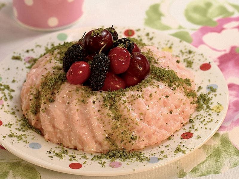Pembe Sütlaç