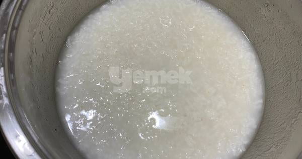 Artan Pilavdan Sütlaç tarifi