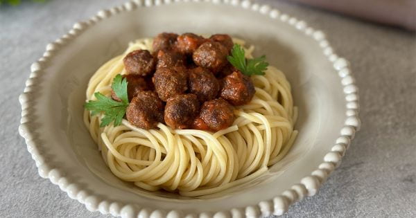 Köfteli Makarna tarifi