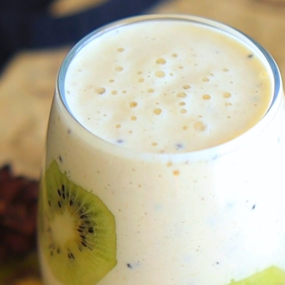 Kivili Smoothie tarifi