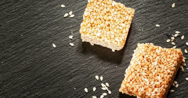 Akçaağaç Şuruplu Susamlı Bar