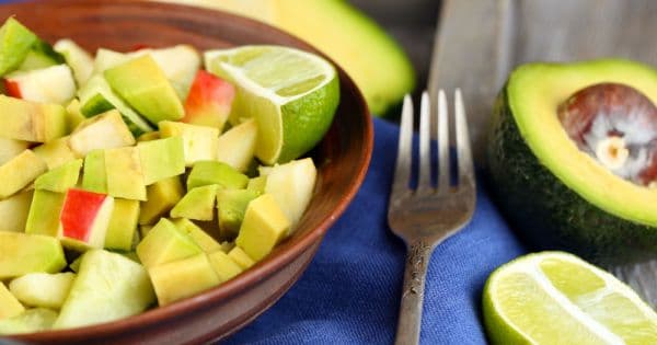 Elmalı Avokado Salatası