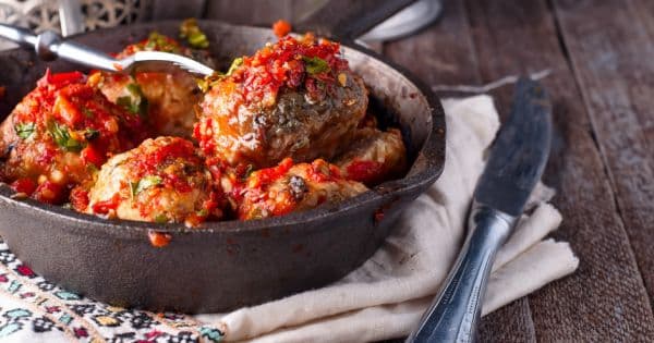 Domates Soslu Top Köfte