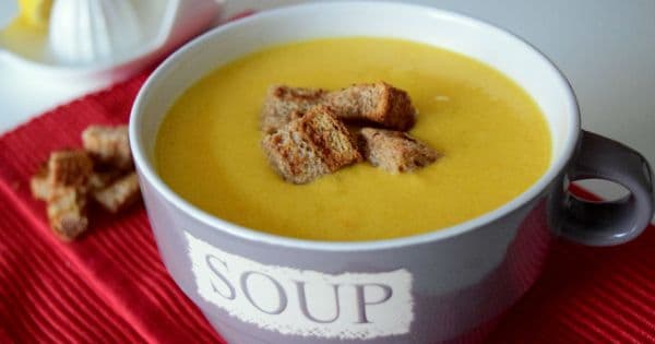 Yoğurtlu Kereviz Sapı Çorbası