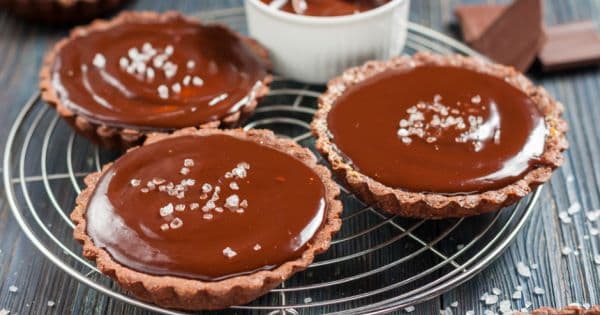 Çikolatalı Deniz Tuzlu Tart