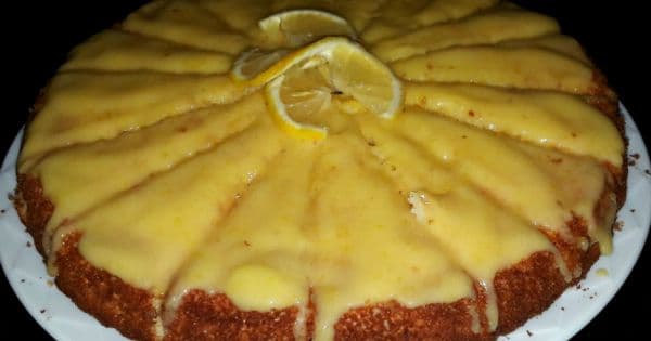 Limon Soslu Ev Keki